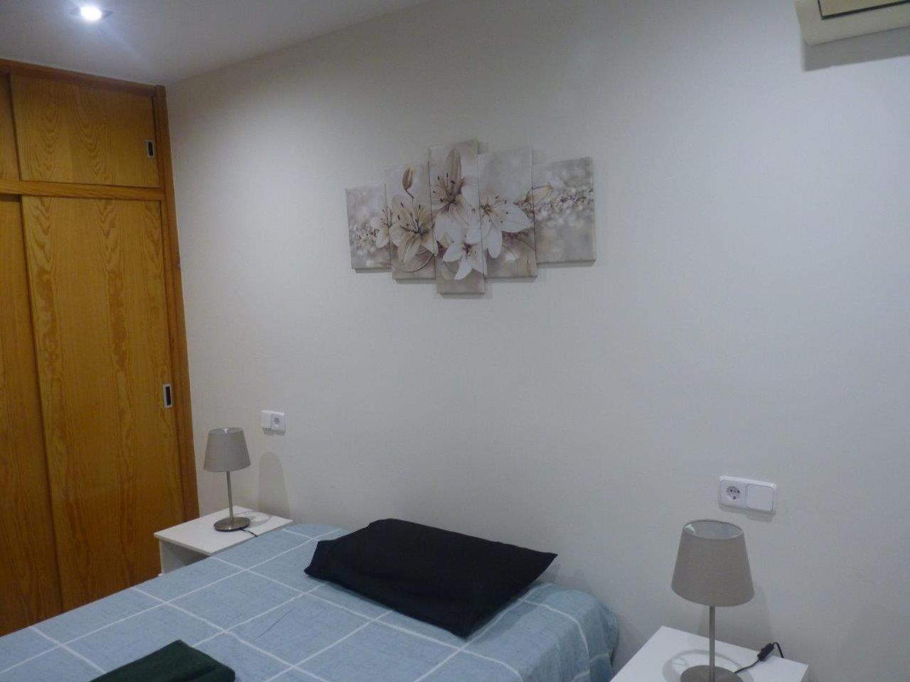 Centro Historico Parking Apartment อัลกาลาเดเอนาเรส ภายนอก รูปภาพ