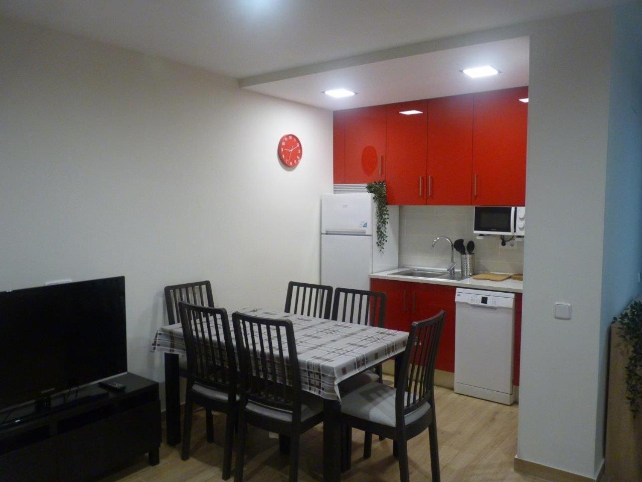 Centro Historico Parking Apartment อัลกาลาเดเอนาเรส ภายนอก รูปภาพ