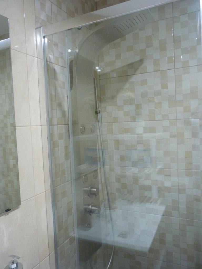Centro Historico Parking Apartment อัลกาลาเดเอนาเรส ภายนอก รูปภาพ