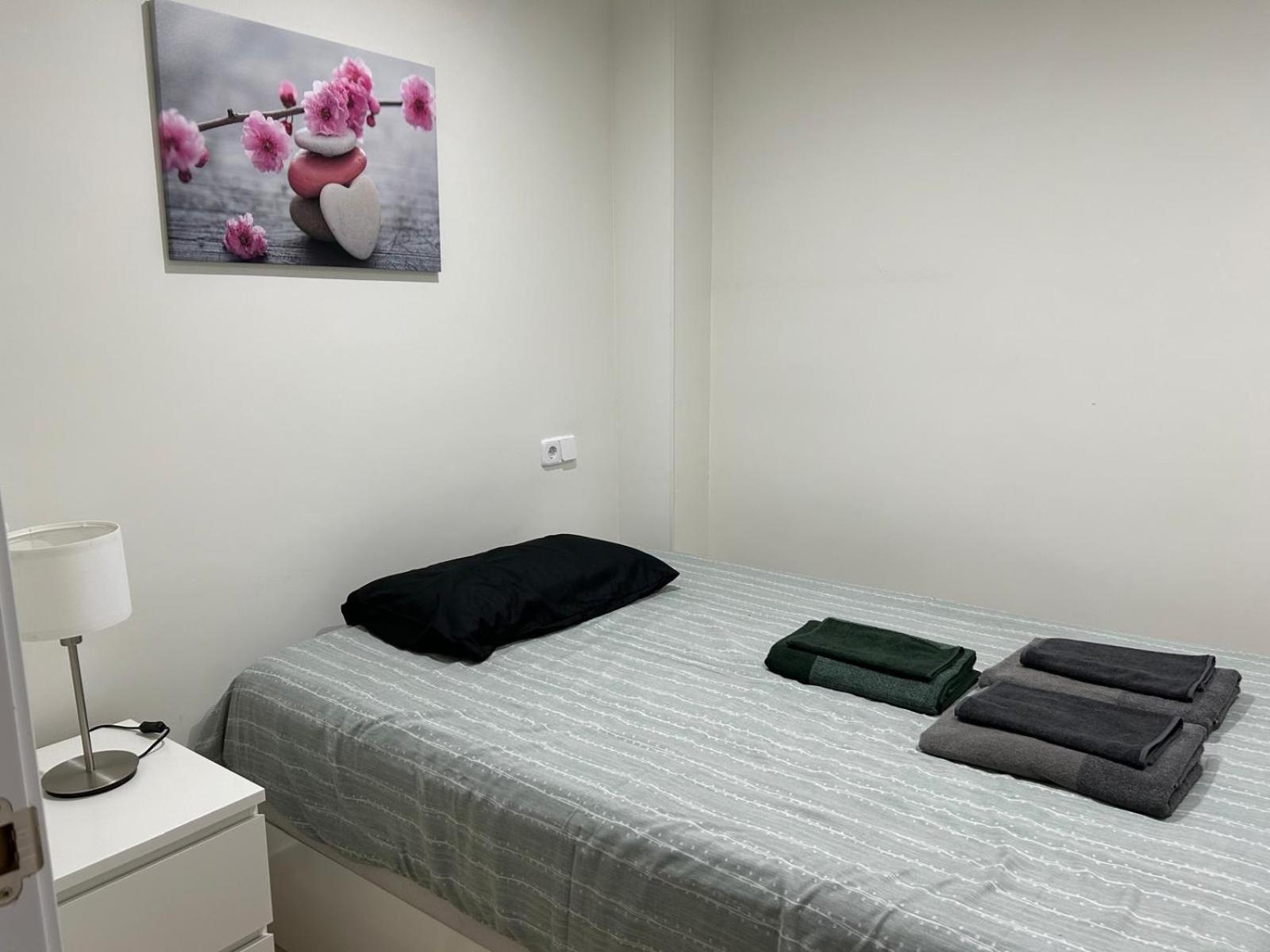 Centro Historico Parking Apartment อัลกาลาเดเอนาเรส ภายนอก รูปภาพ
