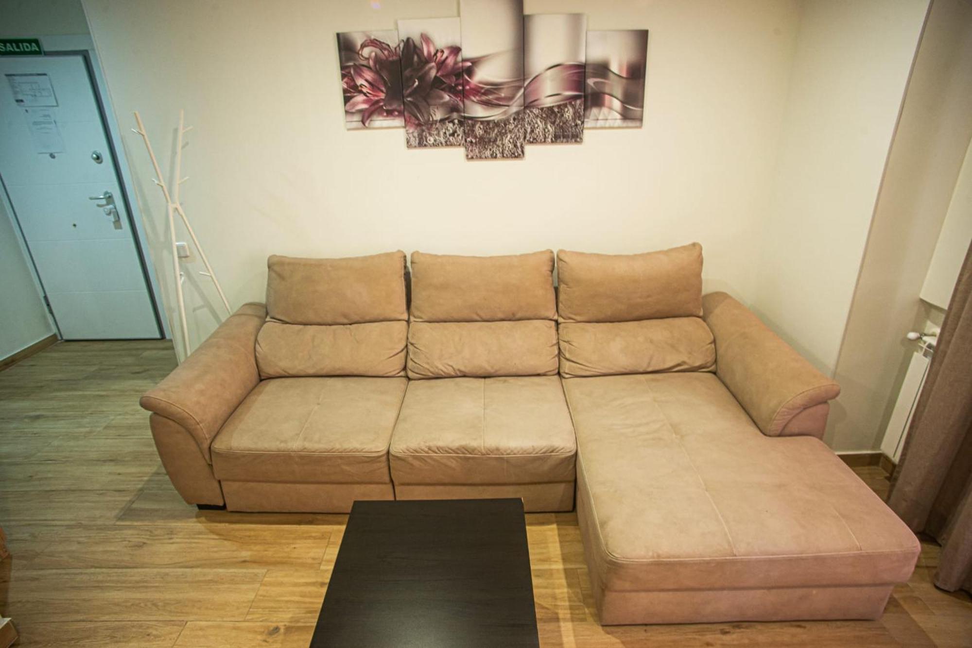 Centro Historico Parking Apartment อัลกาลาเดเอนาเรส ภายนอก รูปภาพ